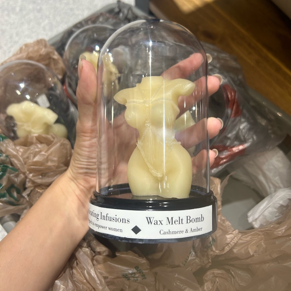 Wax Melt Bomb - Cashmere & Amber